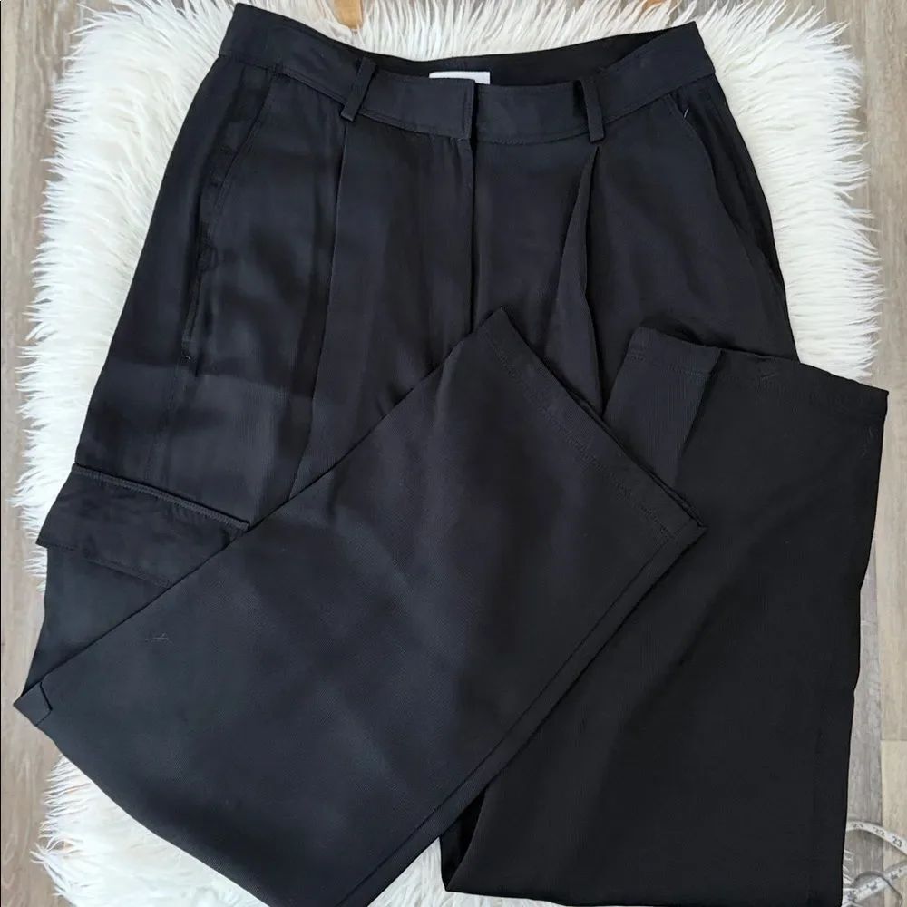 Nordstrom Women’s Classic Black Cargo Pants